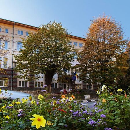 Hotel Teilor Caciulata Esterno foto