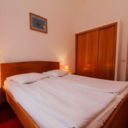 Hotel Teilor Caciulata Esterno foto